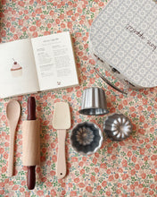 Load image into Gallery viewer, Madeleine Baking Set