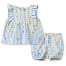 將圖片載入圖庫檢視器 Flöss Mille Baby SL Set top in sky berry gingham with a cute, lightweight design suitable for infants.