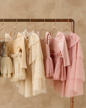 Load image into Gallery viewer, Tulle Cape | Rose