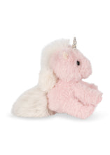 將圖片載入圖庫檢視器 magical animals