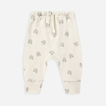 將圖片載入圖庫檢視器 White baby pants with small green patterns on a white background
