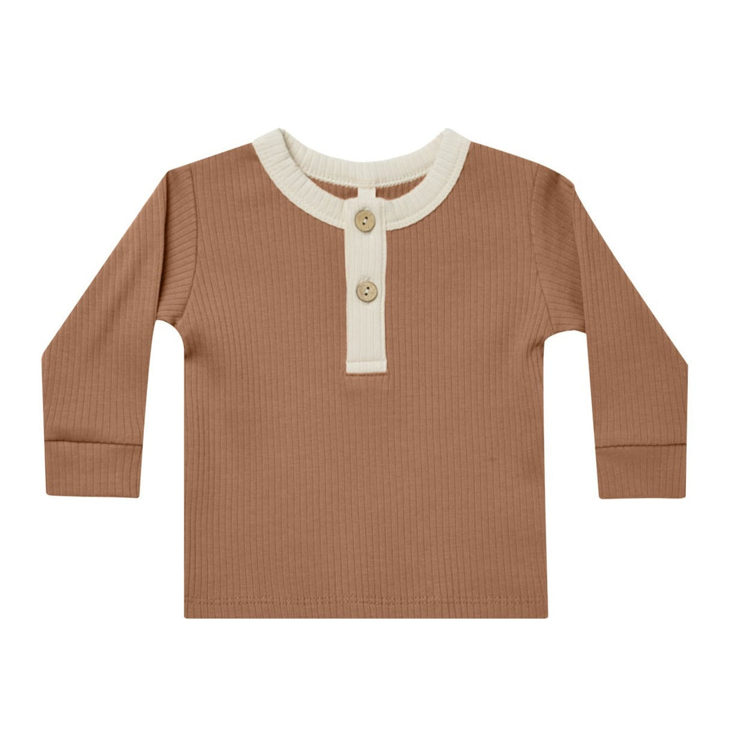 Ribbed Long Sleeve Henley || Cinnamon