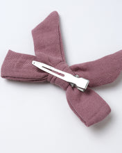 Load image into Gallery viewer, Bow W. Clip, Set Of 3 || Mulberry, Ocean, Lilac