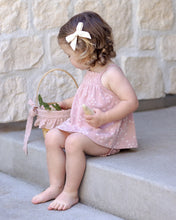 Load image into Gallery viewer, Quincy Mae mauve daisy smocked tank top and bloomer set for baby girl, soft and comfortable for spring wear.