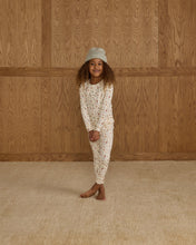 Load image into Gallery viewer, Organic Long Sleeve Pajama Set || Festive