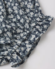 將圖片載入圖庫檢視器 Navy floral Rylee+Cru Lala Set top with ruffled sleeves and tie-front detail, displayed on a hanger.