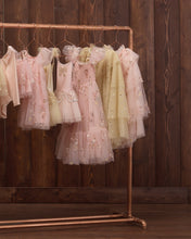 將圖片載入圖庫檢視器 Edie Dress Pink