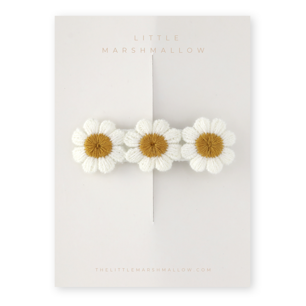 CLIP // DAISY BLISS