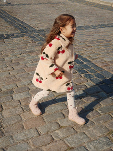 fuzzie coat - ma grande cerise