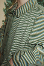 Load image into Gallery viewer, luc shirt jacket - milk verte stripe