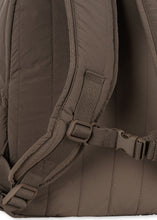 將圖片載入圖庫檢視器 juno backpack - walnut