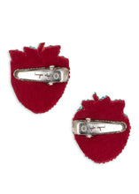 將圖片載入圖庫檢視器 Two red heart-shaped hair clips with silver clips on a white background