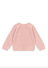 將圖片載入圖庫檢視器 Pink knitted sweater on a white background