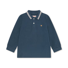將圖片載入圖庫檢視器 Blue long-sleeve polo shirt with white collar on a white background