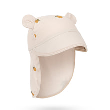 將圖片載入圖庫檢視器 Beige baby hat with bear ears and yellow buttons on a white background