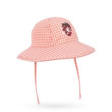 將圖片載入圖庫檢視器 Pink gingham sun hat with a cherry design on a white background