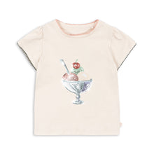 將圖片載入圖庫檢視器 Beige t-shirt with ice cream graphic on a white background