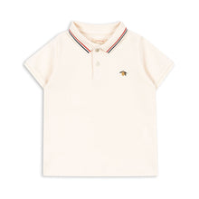 將圖片載入圖庫檢視器 Beige polo shirt with a small logo on a white background