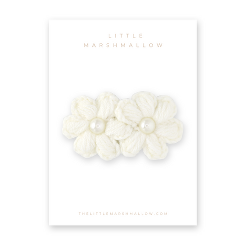 CLIP // DAHLIA - PEARL WHITE