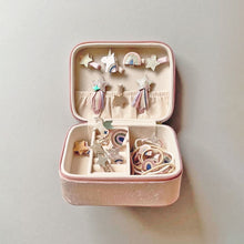 Load image into Gallery viewer, Unicorn jewellery box