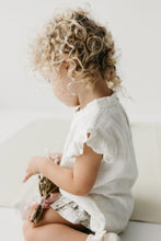 Load image into Gallery viewer, Muslin Edith Top - Egret