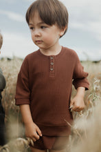 將圖片載入圖庫檢視器 Organic Cotton Waffle Andy Top - Cherry