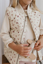 Load image into Gallery viewer, Taylor Vest - Goldie White Swan