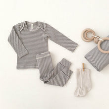 Load image into Gallery viewer, Ribbed Legging | Charcoal Stripe