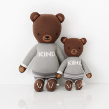 將圖片載入圖庫檢視器 Oliver the bear