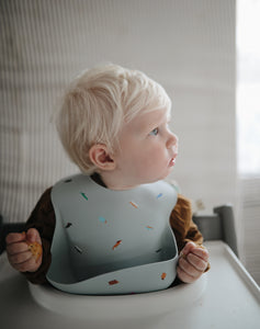 Silicone Baby Bib (Letters White)