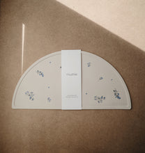 將圖片載入圖庫檢視器 Silicone Place Mat (Lilac Flowers)