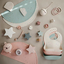 將圖片載入圖庫檢視器 Silicone Baby Bib (Powder Pink Confetti)