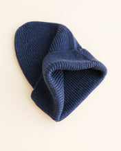 Load image into Gallery viewer, BEANIE FONZIE BLUE