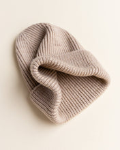 Load image into Gallery viewer, BEANIE FONZIE SAND