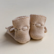 Load image into Gallery viewer, BOOTIES OAT | 0-9 months