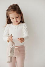 將圖片載入圖庫檢視器 Organic Cotton Fine Rib Long Sleeve Bodysuit - Milk