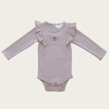 將圖片載入圖庫檢視器 Organic Cotton Frill Rib Bodysuit - Dove