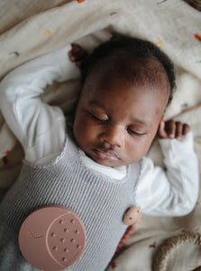 Moon Teether (Cloudy Mauve)