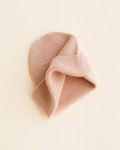 BEANIE NEWBORN ROSE
