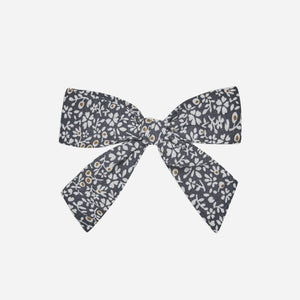 girl bow || blue floral