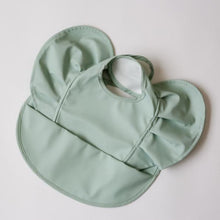 將圖片載入圖庫檢視器 Sage Frill | Snuggle Bib Waterproof