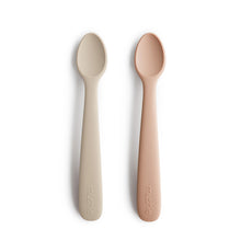 將圖片載入圖庫檢視器 Silicone Feeding Spoons (Blush/Shifting Sand) 2-Pack