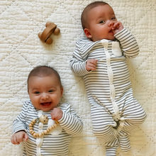 將圖片載入圖庫檢視器 Front-Opening Sleepsuit - Grey Stripe
