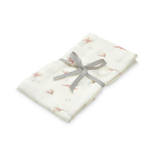 Load image into Gallery viewer, CamCam Copenhagen Nursery Swaddle - GOTS Windflower Creme