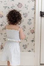 Load image into Gallery viewer, smocked crop blouse - daisy fields