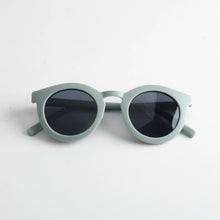 Load image into Gallery viewer, Grech&amp;Co Eyewear Sustainable Sunglasses Kid and Adult - Fern