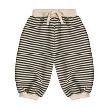 Load image into Gallery viewer, Organic Zoo Bottom 6-12m Stripes Sweatpants
